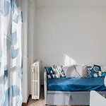 Homelovers Bright And White House Navigli District