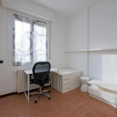Homelovers Bright&white House Navigli District Appartamento Milano