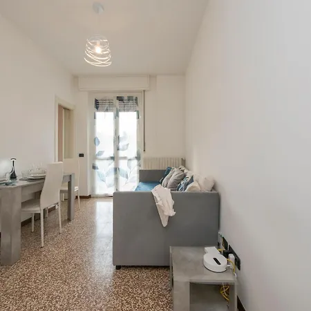 Homelovers Bright&white House Navigli District Appartamento Milano